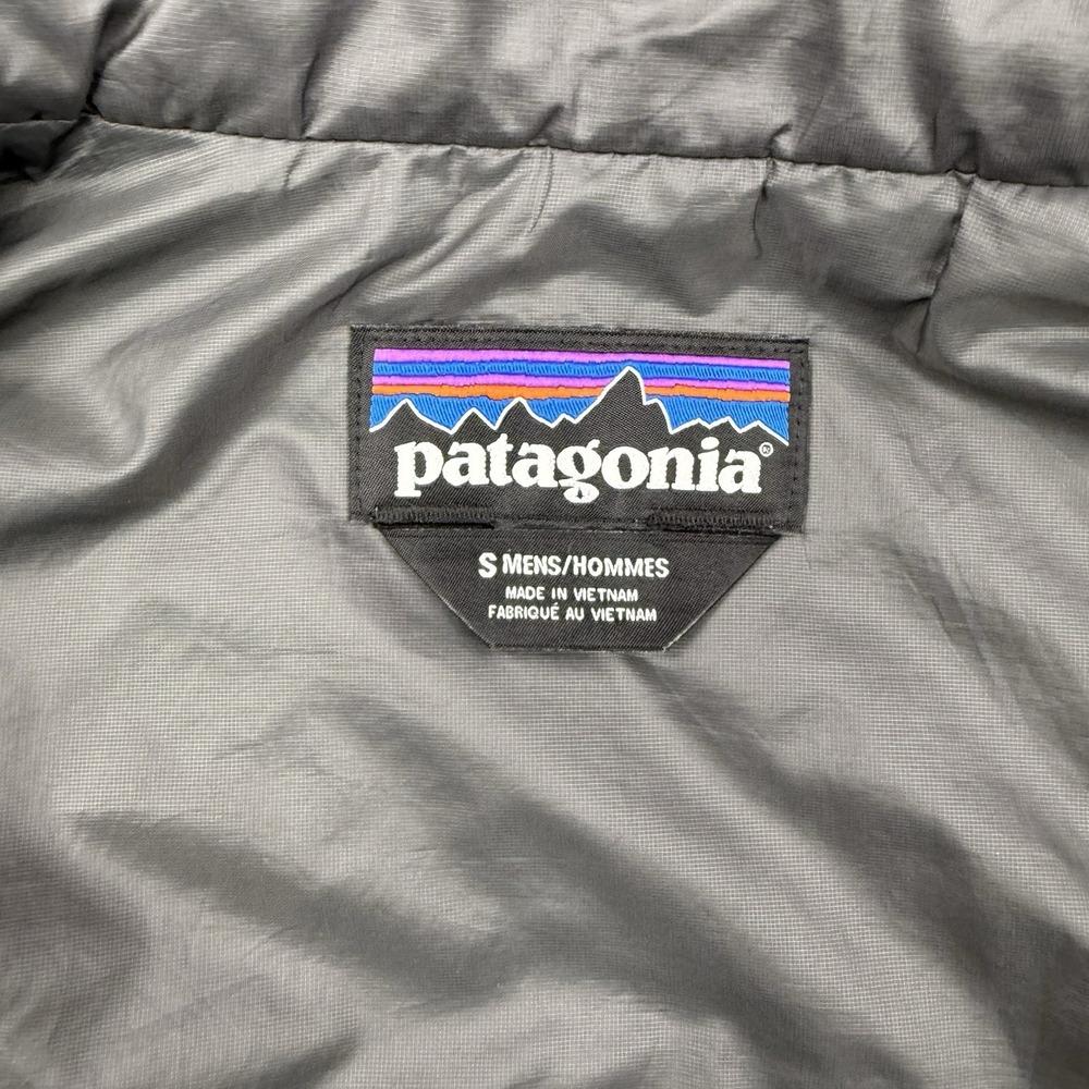 Patagonia Vest Mens Small Dark Gray Nana Puff Quilted Full Zip Primaloft Outdoor - Picture 11 of 14